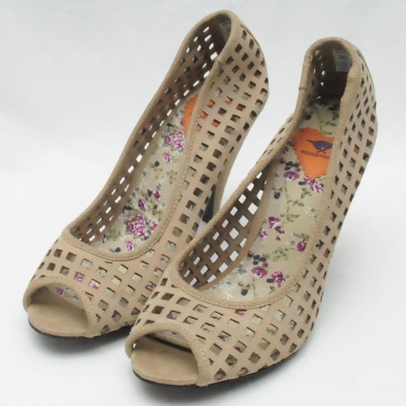 ROCKET Dog Perforated Brown Suede Peep Toe Heels - Picture 1 of 6